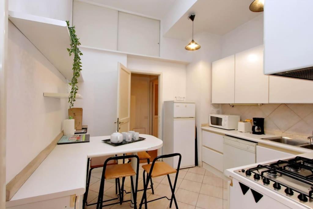 Navona Elegant Two Bedroom Apartment Řím Exteriér fotografie